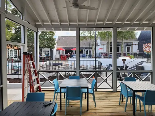 Commercial screen enclosure by Screen America