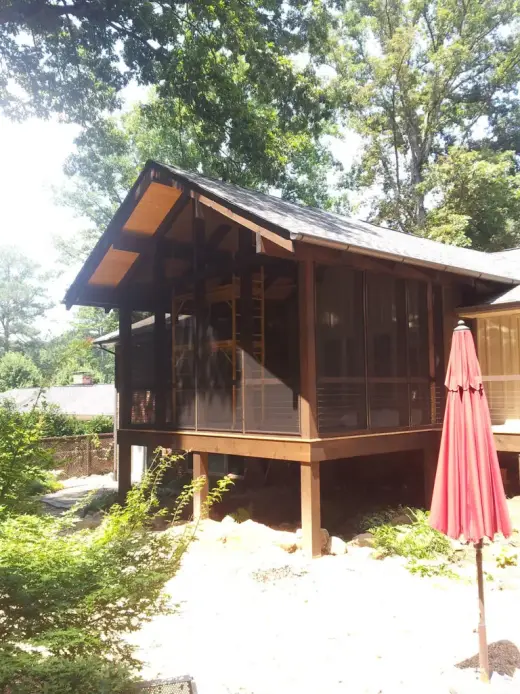 Custom deck with screen porch, built by Screen America in North Georgia